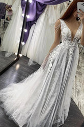 Ivory Tulle Lace Appliques A-line V-neck Beaded Wedding Dresses